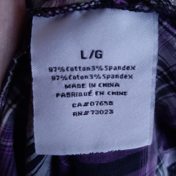 3/4 sleeve plaid button down shirt - Picture 3 of 3